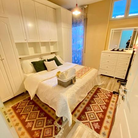 Ultra Apartments 'New Baazar' Tirana Bagian luar foto